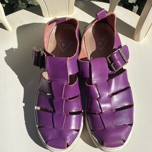 JOHN FLUEVOG Purple Leather Sandals with Buckle 41 Shoes